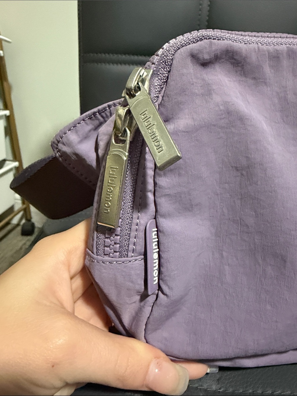 Lululemon Large Everywhere Belt Bag - Picture 4 of 10
